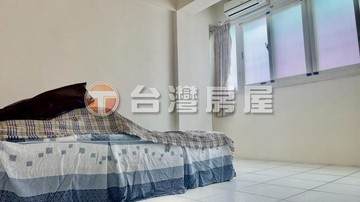 大里南區交界 近老街商圈 整棟乾淨明亮大面寬大空間｜台中市大里區瓦瑤路