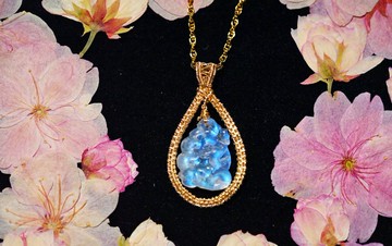 純手工進口14K包金繞線鏤空月光石九尾狐吊墜