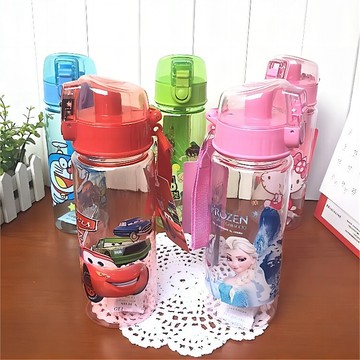 ✅精選卡通550ML直飲水杯 兒童彈跳水壺 無味環保防漏 學生便攜塑膠水杯 SH005