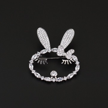 可愛日系兔子防走光扣水晶胸針女領針固定衣服別針配飾披肩扣