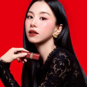 【贈 品牌奢金櫻桃吊飾】【Dolce & Gabbana】冰透果汁水唇釉(顏色任選)