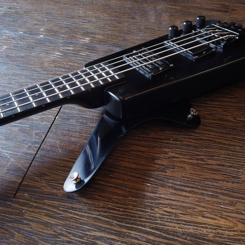 Aria Diamond Headless Bass アリア ヘッドレス エレキベース