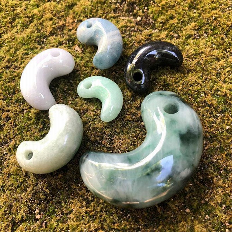 糸魚川翡翠 ヨシオ沢 勾玉 1点のみ‼︎ 糸魚川翡翠 ヨシオ沢 勾玉 1点