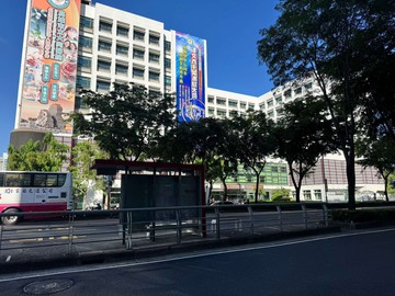 緊鄰中央公園雙捷運-超大室內企業商辦大樓｜高雄市前金區中華三路