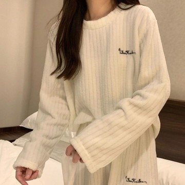 熱銷秋冬睡衣 睡衣女 珊瑚絨睡衣 保暖睡衣 薄絨睡衣 可愛睡衣 純色睡衣 長袖睡衣 百搭 休閒 寬鬆睡衣 居家服 高顏值