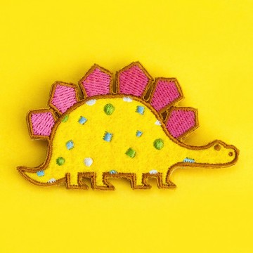 刺繡別針 / 劍龍