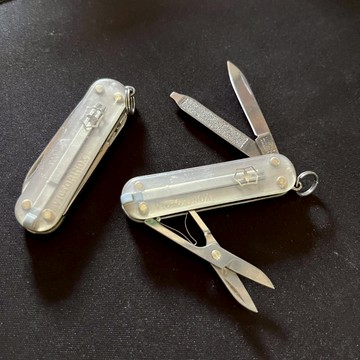 [沐沐屋] victorinox 維氏 經典七用 58MM特殊色系 透明白 瑞士刀