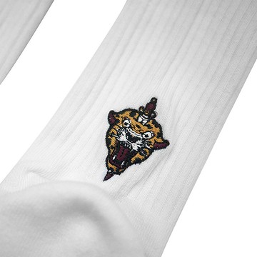 AFTER WORK 後腳跟刺繡 匕首獵豹刺青圖 白色襪子