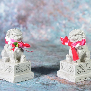 笑的很可愛石獅子一對