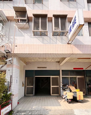 岡山國中學區#近樂購#臨路1+2樓店79624｜高雄市岡山區華園二路