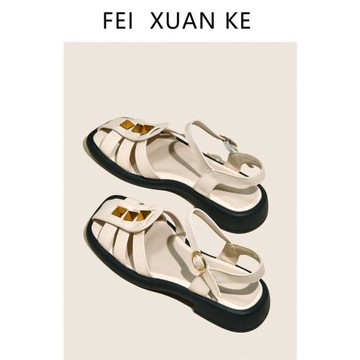 大碼低跟涼鞋女41一43鏤空包頭鉚釘一字帶粗跟羅馬夏季仙女風女鞋