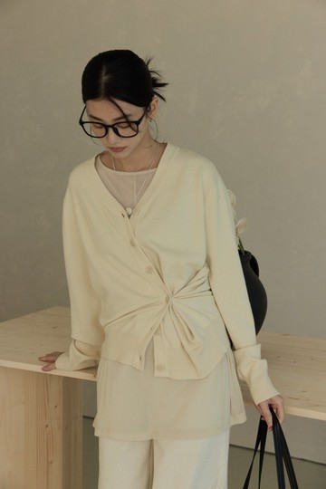 V領排釦針織外套(米白)