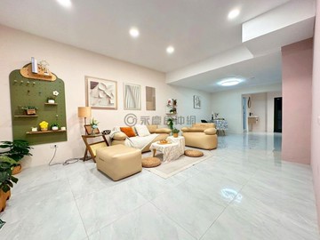 鄰小港國中正街上大面寬可店住1+夾｜高雄市小港區港壽街