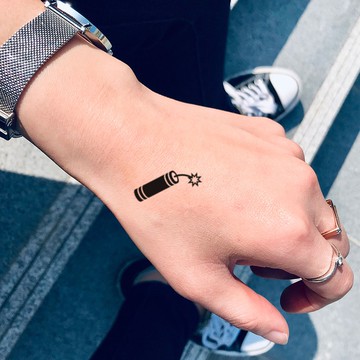 OhMyTat 炸藥 Dynamite 刺青圖案紋身貼紙 (6 張)