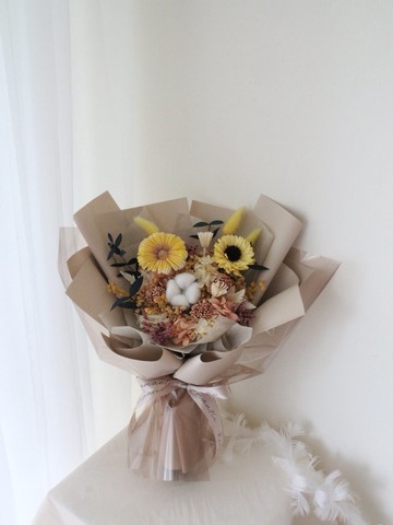 【畢業花束】太陽花花束 畢業禮物 永生花束 畢業季 乾燥花
