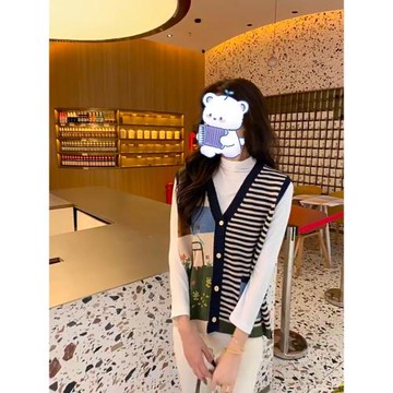 V領針織開衫馬甲背心女2024春秋新款寬松復古文藝涂鴉毛衣坎肩潮