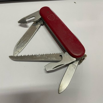 ［沐沐屋］victorinox 維氏 91mm 露營家13用 Camper 1.3613.71