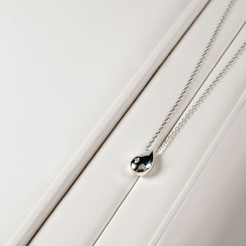 水滴鑽石項鍊 /鑽石 鎖骨鍊 頸鍊 單鑽 純銀項鍊 禮物 生日