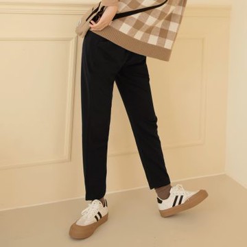 OB嚴選-素色彈力腰鬆緊休閒褲《KG1477-》