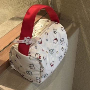 ❤️在臺好貨❤️新款可愛化妝包手提包收納包旅行外出便攜洗漱立體化妝包