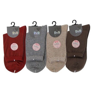 D&G~直條暗紋3/4女襪D385-02-00(1雙入) 顏色隨機出貨