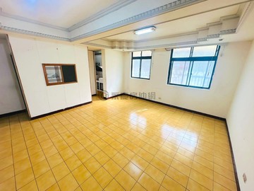 ＜專任＞ 運動中心第一排～寬敞明亮健身宅｜新北市汐止區大同路二段