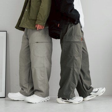 【YIJIAYI】寬鬆簡約立體剪裁長褲 寬褲 寬鬆長褲 日系長褲 落地褲 工裝褲 口袋長褲 休閒長褲  (SB7252)