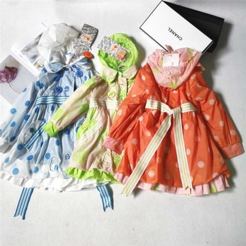 賠錢處理歐美原單小中大女兒童防曬衣服開衫秋款遮陽風衣外套空調