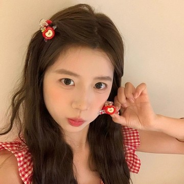 🥇隔日達出💎Hi Apple!可愛蘋果小號抓夾劉海夾發抓前額碎髮夾子邊夾少女髮飾