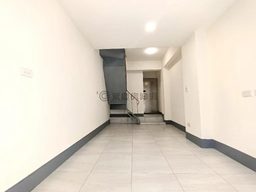 南太平｜中興商圈｜臨路邊間低總價美透天｜台中市太平區永豐路
