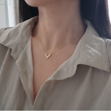 【missy shop】勝利V字母鎖骨鍊