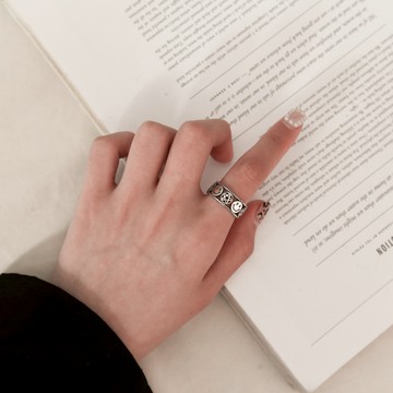 眼觀925銀笑臉五角星戒指女泰銀復古做舊嘻哈百搭簡約日韓配飾潮1入