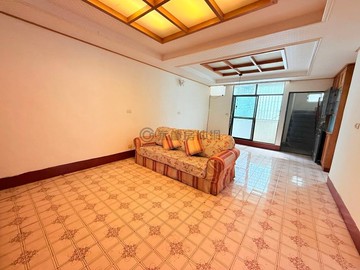 美術館特區旁公園綠景三面採光佳公寓｜高雄市鼓山區新疆路