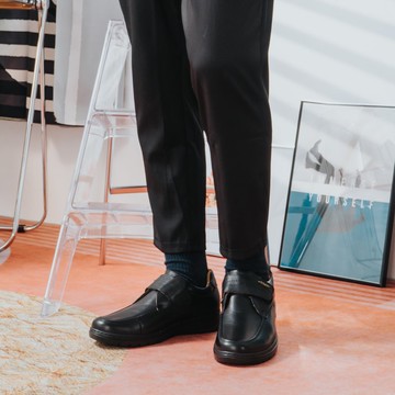 【率性百搭】MIT舒適休閒鞋。真皮。摩登黑5169