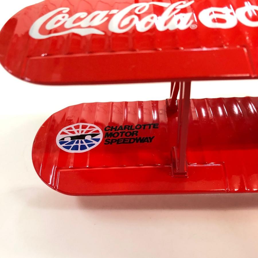 コカ・コーラ　飛行機型　貯金箱・レッド