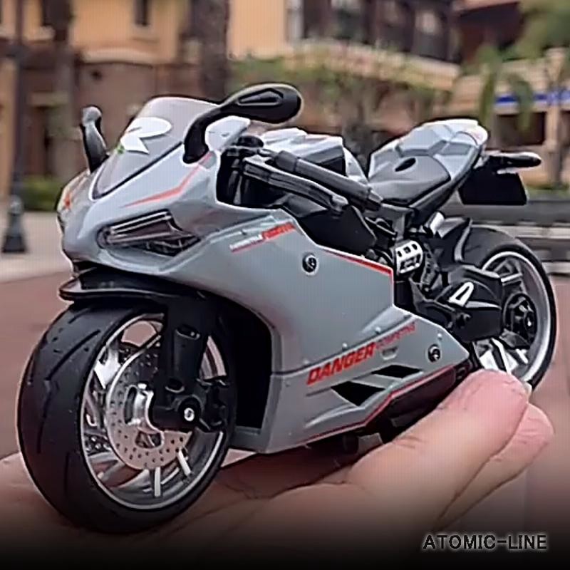 ドゥカティ Ducati 1/12 ミニカー 全3色 ライト点灯 エンジンサウンド