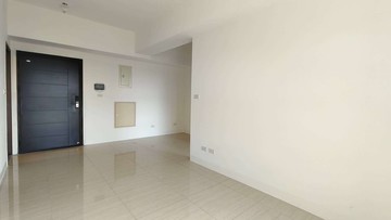 向山學第一排二房平車 室內質感裝潢 生活機能便利｜屏東縣屏東市歸智路