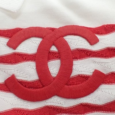 シャネル　半袖ポロシャツ　ボーダー柄　ボタンブランドマーク　ココマーク　刺繍 シャネル 半袖ポロシャツ ボーダー柄 ボタンブランドマーク ココ