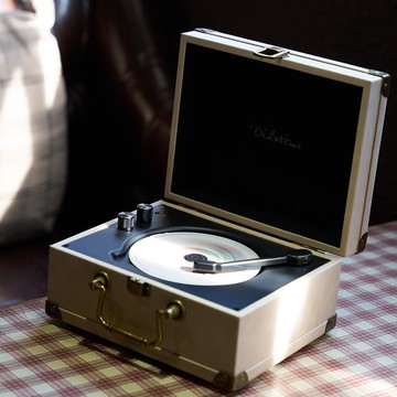 復古皮箱CD機 索尼核心 震撼音效 隨身聆聽歲月聲音