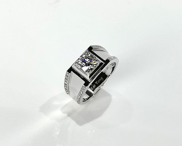 莫桑鑽 |  紳度鑽石男戒  | 台中門市 |  可升級K金白金真鑽