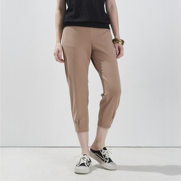 CLL巧玲瓏 知性簡約腰釦束口褲(卡其色) 7102501