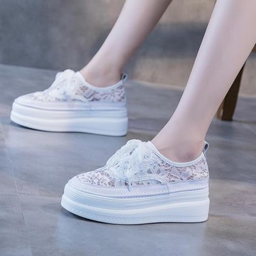 蕾絲網面內增高女鞋夏季薄款透氣2025夏款一腳蹬松糕厚底小白鞋