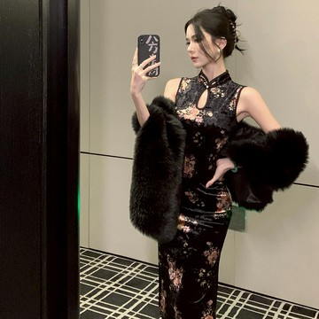 【臧女皇】隔日到特價新款S-L 改良旗袍年輕款印花國風新中式絲絨復古旗袍性感包臀無袖中長洋裝 度假聚會生日派對約會裝扮