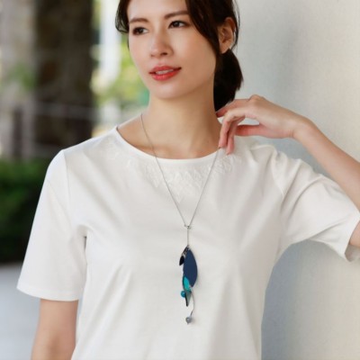 人気プラス ヴァンドーム シェルデザイン Y字ペンダント ゴールドケイ1