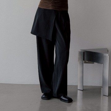 QUEENSHOP_F 女裝 兩件式附襯裙西裝長褲-黑S/M/L 現+預 【04030513】