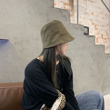品質優選 黑色麂皮絨漁夫帽子女秋冬款韓版百搭日系潮牌顯臉小水桶帽盆帽潮 帽子 時尚 壹灣出貨