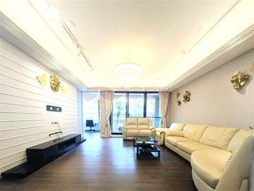 新店電梯-伴山精品四房車位-找大家的小朱｜新北市新店區安祥路