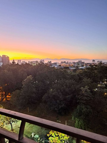 八期豐樂朝南帝王樹海視野 稀有四房雙平車 多戶可選｜台中市南屯區永春東一路