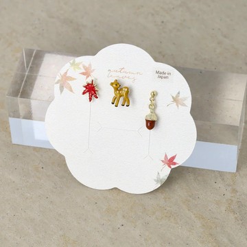 | OSEWAYA | 楓林小鹿耳環 秋日漫步 秋季 秋天 楓葉 賞楓 純鈦耳針 日本飾品 日本製造