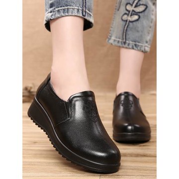 春秋真皮老年鞋女媽媽軟底防滑舒適中老年人平底老人皮鞋奶奶單鞋